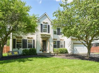 613 W Sturbridge Dr, Medina, OH 44256