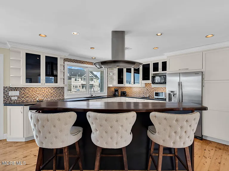 326 Cutter Ln — Photo 7