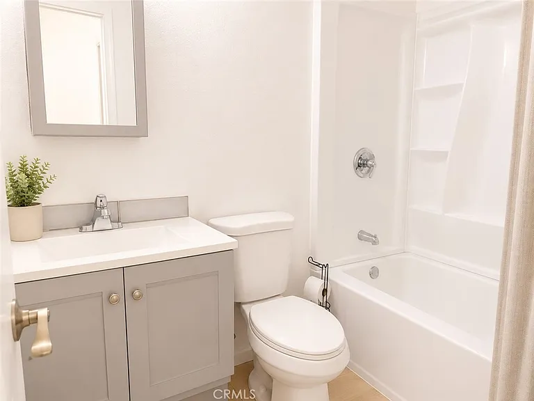 3209 Clay St — Photo 31