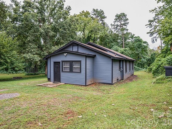 2nd image of 1180 Piney Ridge Rd