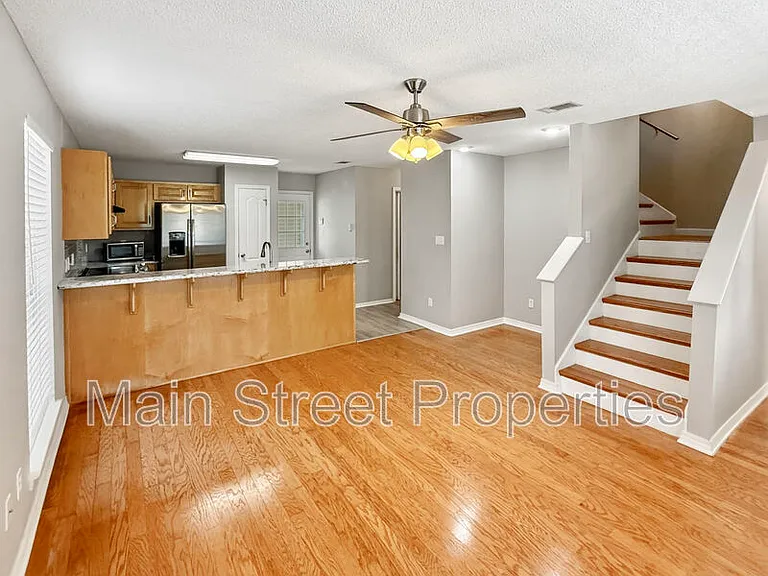 2121 Pin High Dr — Photo 23