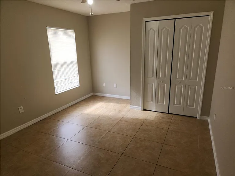 1405 Teal Ct — Photo 15