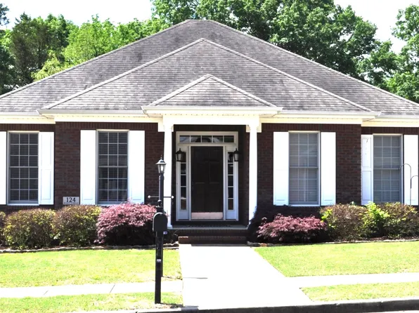 124 Riley Cir, Fayetteville, TN 37334