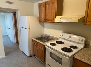 911 Fawn St APT 1, Baltimore, MD 21202
