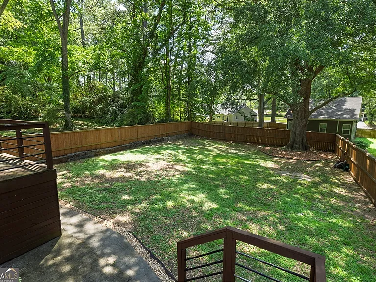 1157 Indale Pl SW — Photo 36