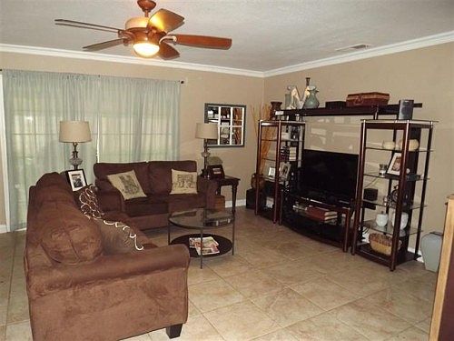 2nd image of 1578 Goodwin Dr