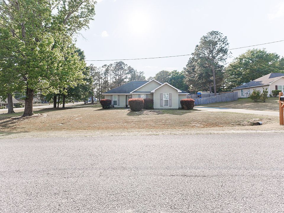 1st image of 380 Lee Road 2086