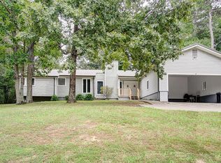 214 Westwood Cir, Dalton, GA 30721