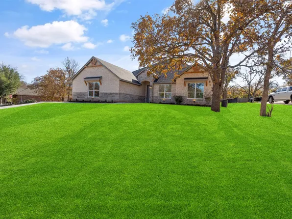 6509 Westover Dr, Granbury, TX 76049