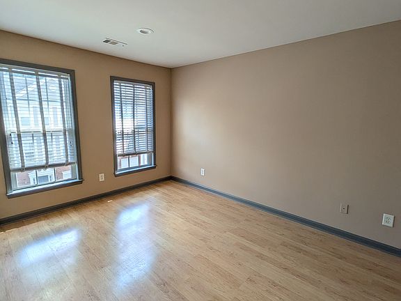 3rd image of 3396 Lathenview Ct