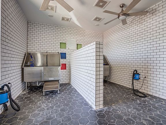5th image of 720 Airport Blvd APT 1381