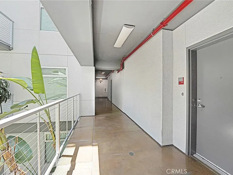 645 W 9th St #314 — Photo 13