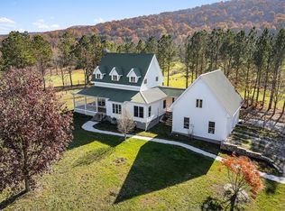 225 Apple Valley Ln, Morrison, TN 37357