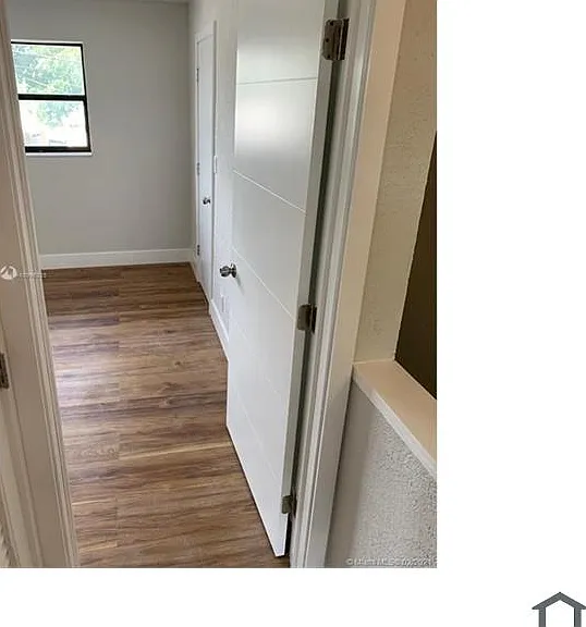 958 NW 24th Ave — Photo 12