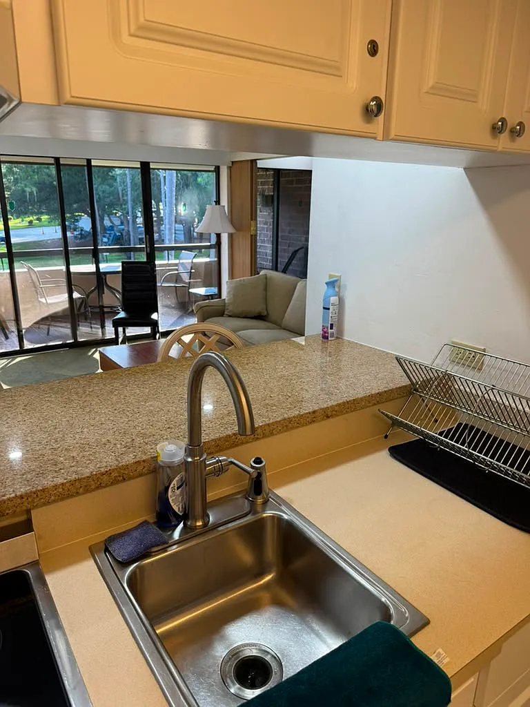 Studio, 530 sqft, $1,350 — Photo 4