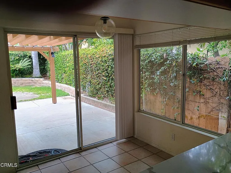 1405 La Culebra Cir — Photo 19