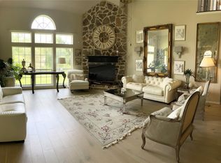 28142 Kudzu Dr, Spring, TX 77386