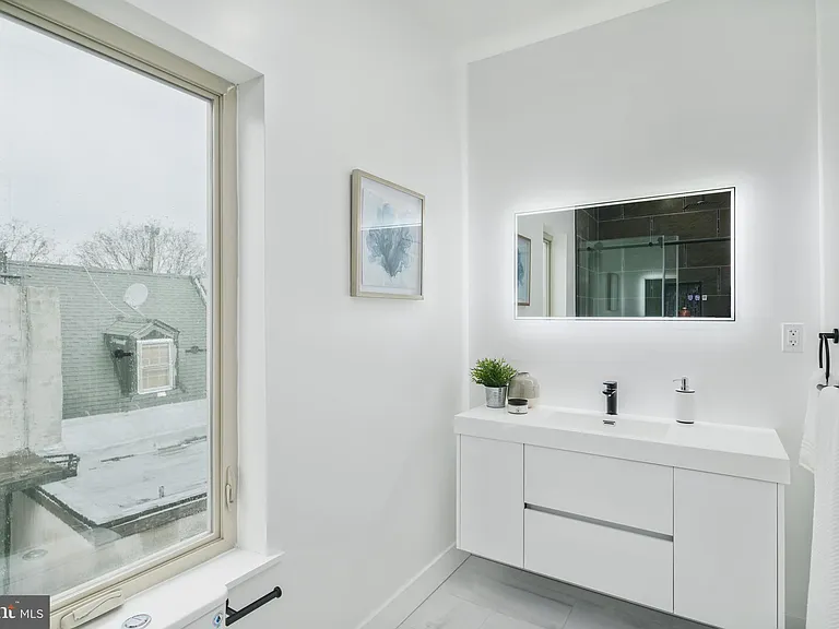1006 S Fairhill St — Photo 16