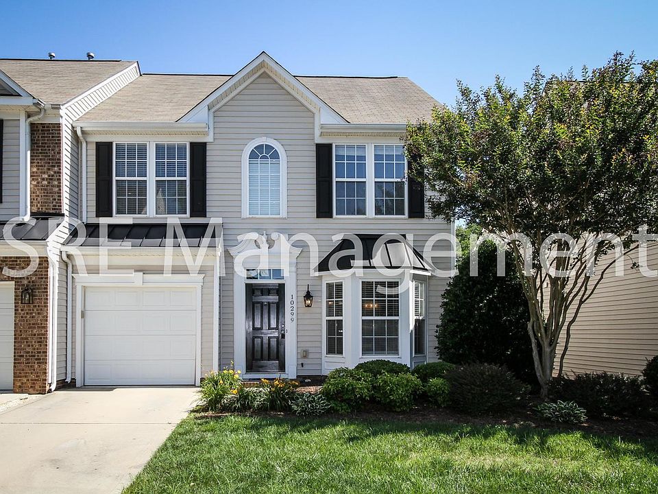 Private End-Unit 2-story Townhome.