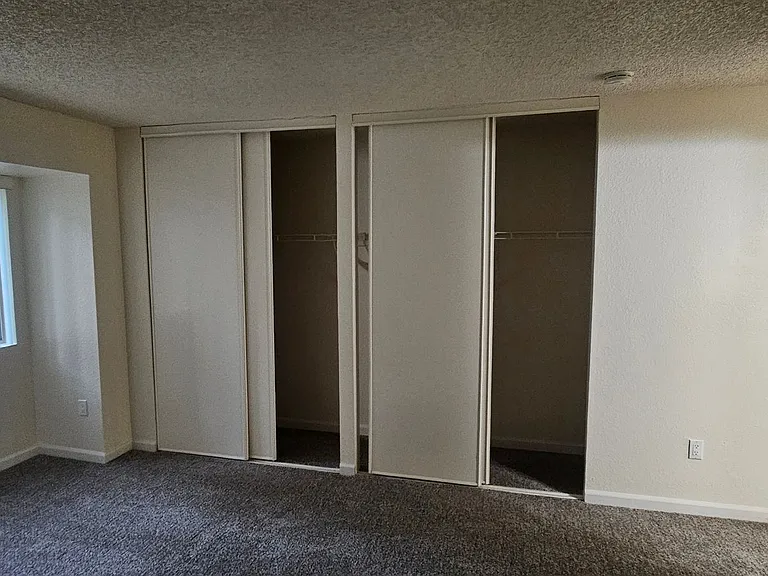 Foxworth Apartments — Photo 55