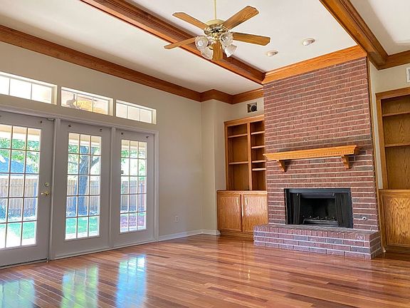 4th image of 6014 Sandalwood Dr