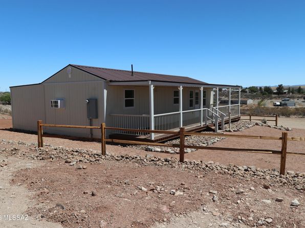 1476 N Pony Pl, Tombstone, AZ 85638