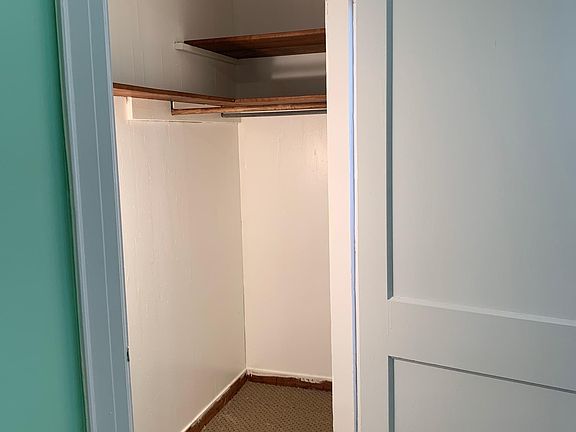 4th image of 2941 Oceancrest Blvd #1
