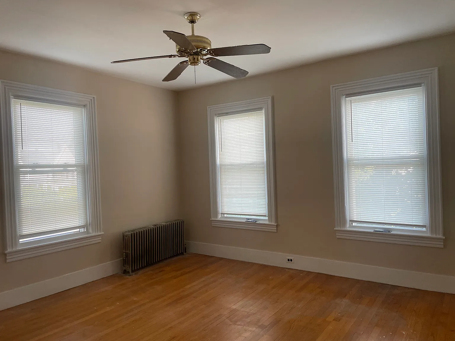 2 bed, $2,000 — Photo 4