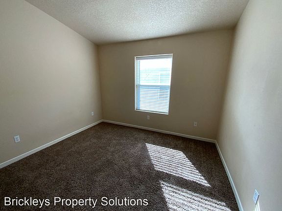 5th image of 10451 Calle Acanta NW