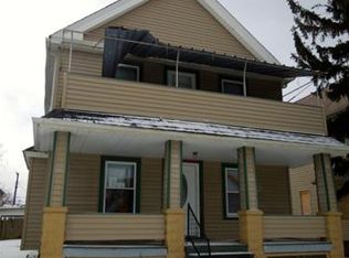 4215 Poe Ave, Cleveland, OH 44109