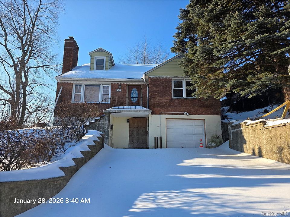 1st image of 326 Roberts Avenue