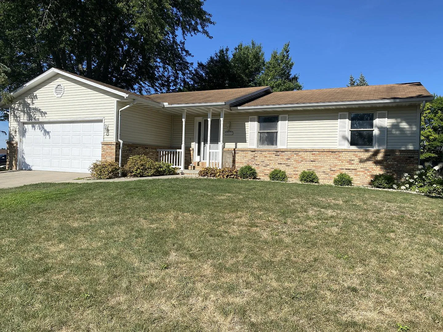 1302 Dianne Dr photo 1
