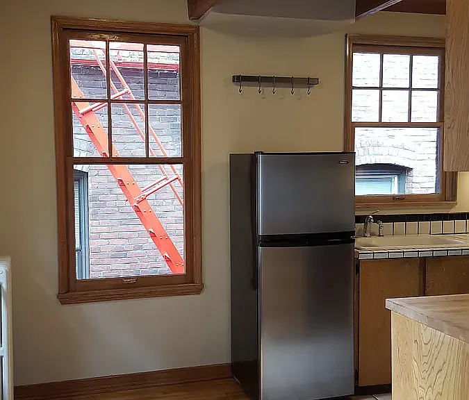 2182 NW Hoyt St #16 — Photo 7