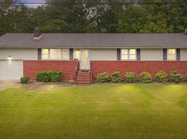 7 Nicholas Dr, Pennsville, NJ 08070