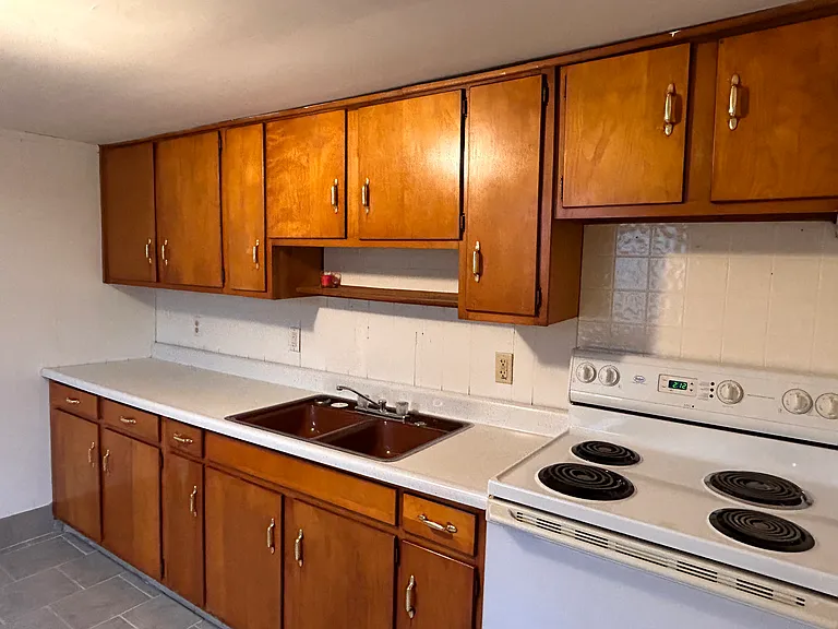 104 Lilac Dr #B — Photo 4
