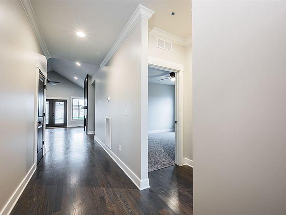 5th image of 780 Heritage Preserve Ln