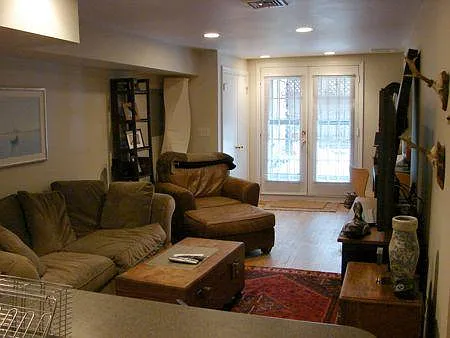 221 W Newton St #1 Photo 1 221 W Newton St #1 Photo 1