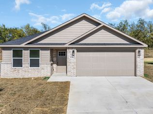 906 Indian Plains Rd, Ardmore, OK 73401