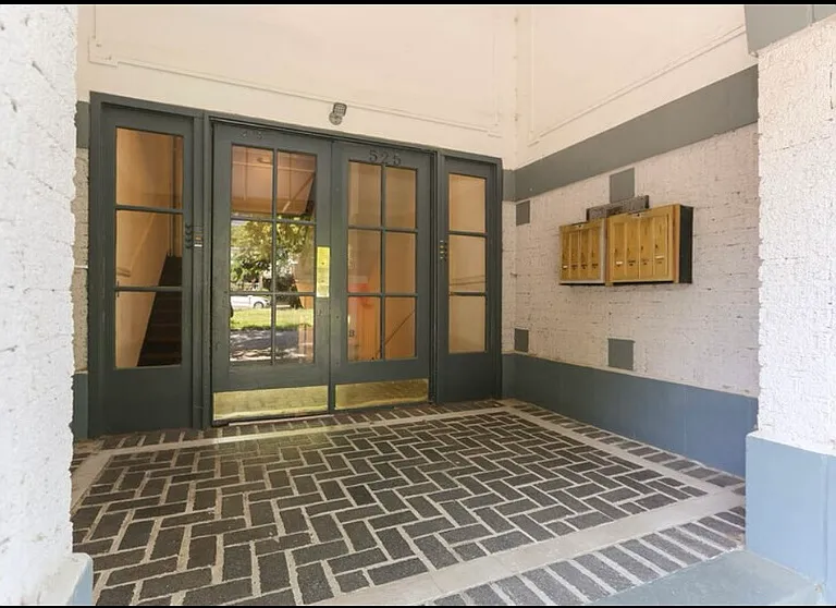525 Graydon Ave #6 — Photo 19