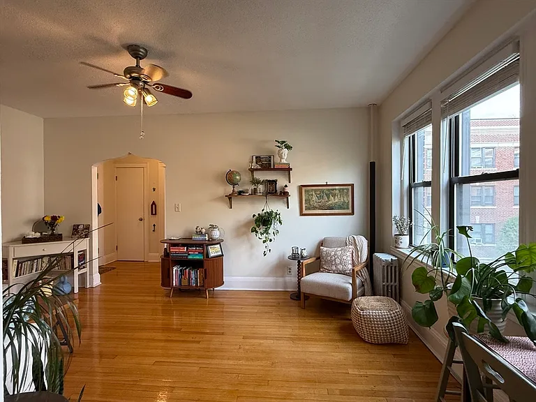 145 Englewood Ave #33 — Photo 5