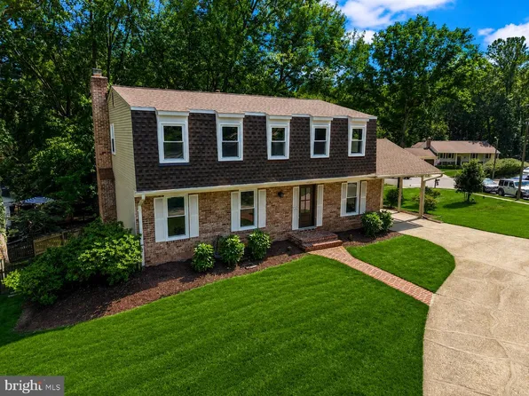 12301 Cedarwood Ct, Woodbridge, VA 22192