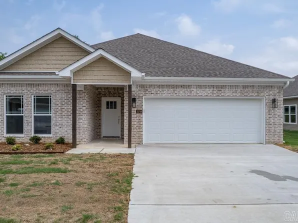 3518 Village Walk Dr, Bryant, AR 72022