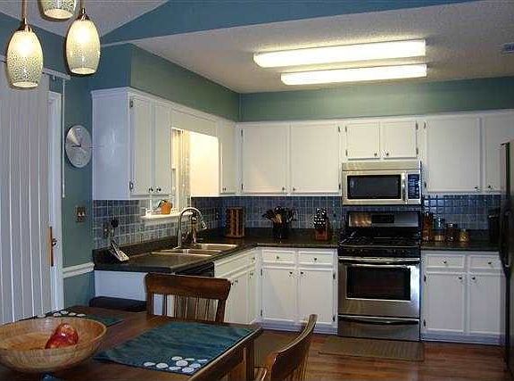 4th image of 3019 McCord Blvd