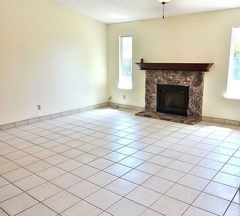 5th image of 5282 La Pamela Way