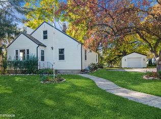 534 S Main St, Elburn, IL 60119