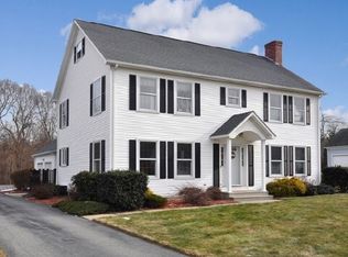 58 Clipper Ct, Groton, CT 06355