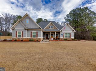 1037 Ashley Glen Dr, Williamson, GA 30292