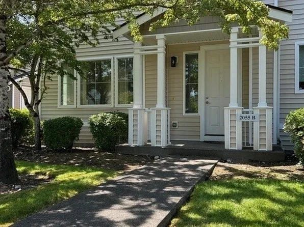 2055 Garry Oaks Avenue #B, Dupont, WA 98327