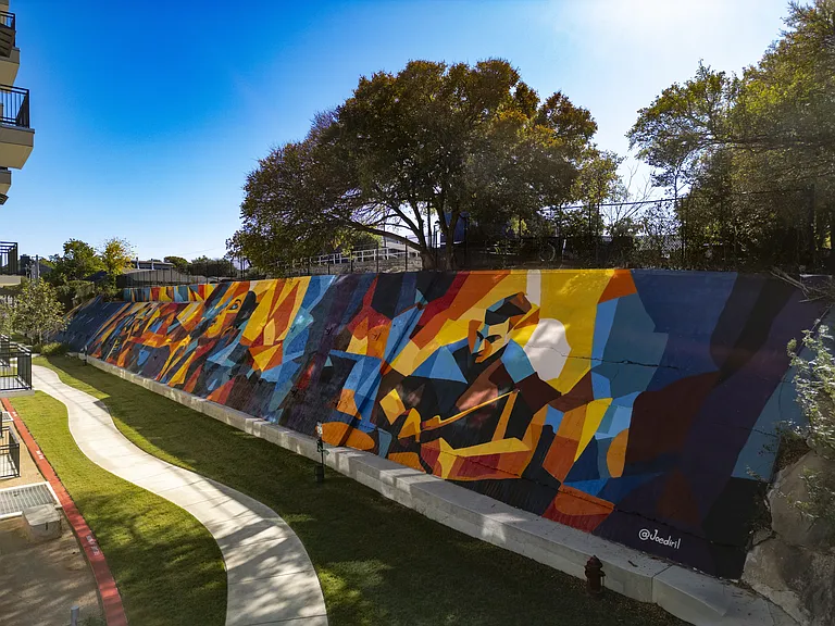 Alexan Rivercrest — Photo 36