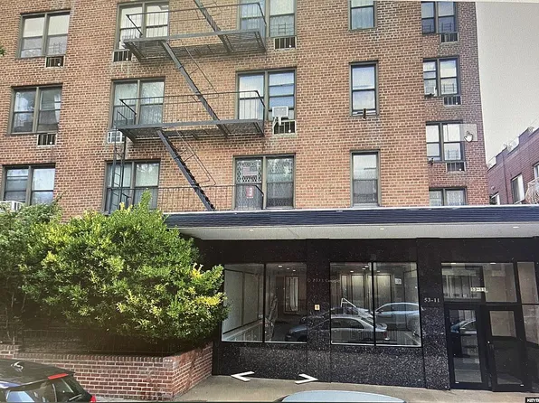 53-11 90th St #2K, Elmhurst, NY 11373